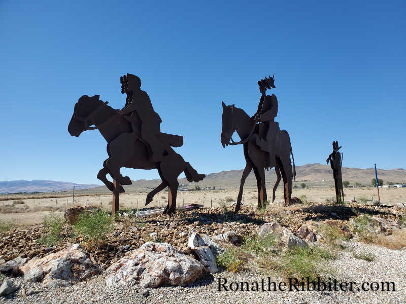 Nevada highway art sculptures on quilters road trip through nevada