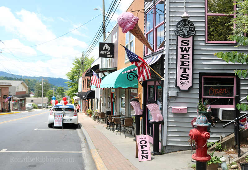 Burnsville, NC | Quilt n Code