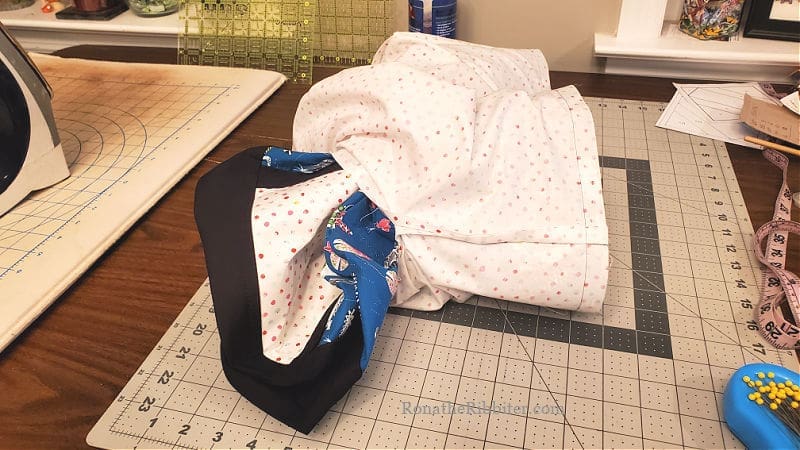 FREE Tote Bag Pattern | Rona the Ribbiter