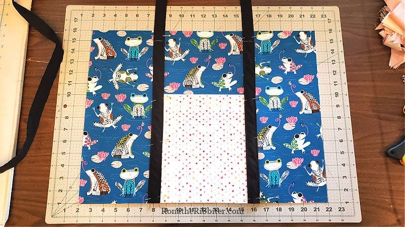 FREE Tote Bag Pattern | Rona the Ribbiter